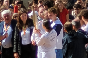 Le saviez-vous ? : Le passage de la Flamme Olympique à Falaise 🏰🔥